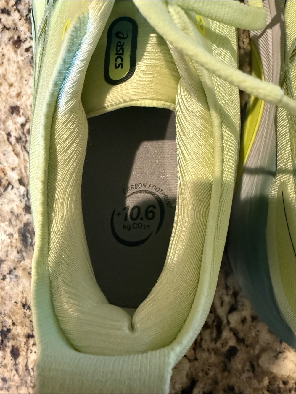 ASICS Kayano - Picture 5 of 5